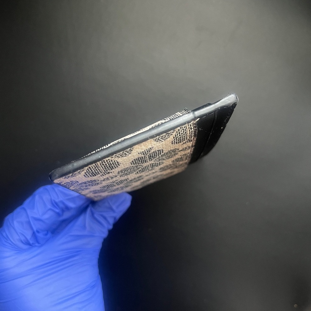 Kate Spade Black and Cream Floral Card Case - Picture 5 of 5